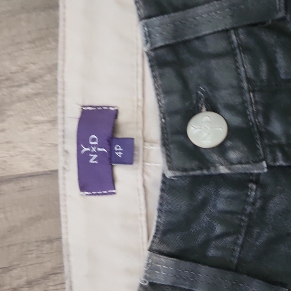 Nydj Size 4P Inseam 27' Black Leather/Snakeskin Look - Picture 2 of 7